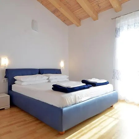 Blue Holiday home *